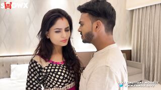 They’re Not Bored In An Indian Hotel Room