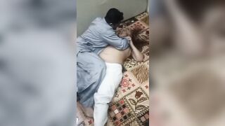 Pakistani Randi Aunty Sex With Customers At Home