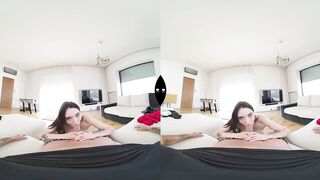 Which Dress Is More Sexy On Me? – Catherine Knight